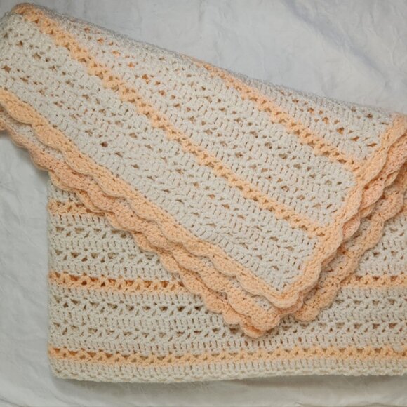 Vintage Other - Handknit Baby Blanket